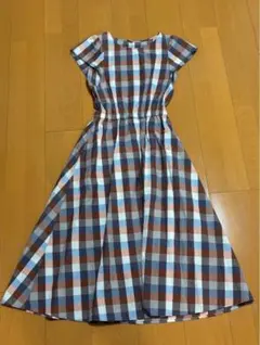 チェック柄 フレンチスリーブ ワンピースのサムネイル