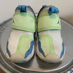 【中古】NIKE ナイキ ジョーダン23/7 20cm キッズスニーカーのサムネイル