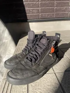 T*9様 ☆美品 DIESEL ハイカットスニーカー ブラックレザー