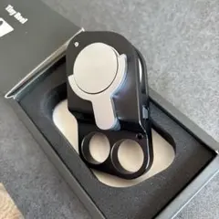 Item thumbnail for item 85e4096b-0a2a-4f6b-b84d-5103cd4573d6