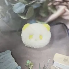 パンダ ハンドメイドブローチ イエロー　約5cm　パンチニードル