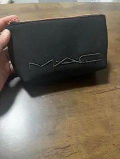 MAC 黒 巾着メイクポーチのサムネイル