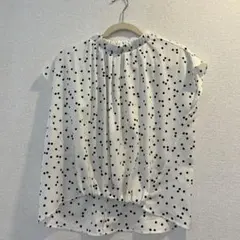 Bermバーム　フレンチスリーブブラウス