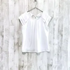 マーキュリーデュオ　ブラウス 半袖 ホワイト　バックリボン　オフィス　上品　夏のサムネイル