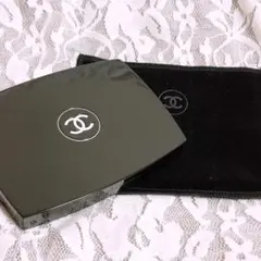 CHANEL シャネル コンパクト
