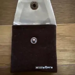Milluflora ピアス 幾何学模様 ストーン付き