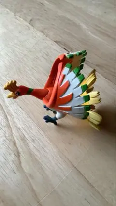 【ポケモン】モンコレ　フィギュア【ホウオウ】