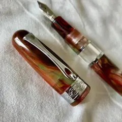 太く立派な万年筆　モンテベルデ ナパ　MONTEVERDE USA Napaのサムネイル