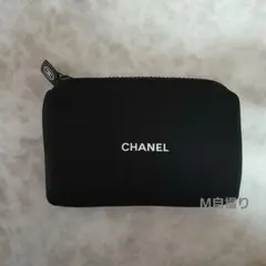 CHANEL ブラック ノベルティポーチ　小物入れ　ブラック