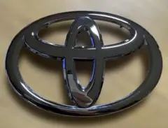 トヨタ純正 エンブレム トヨタマーク　メッキ