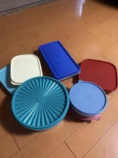 【新品・未使用】Tupperware 7 Circle Container レア 新品・未使用】Tupperware 7 Circle Container レア - メルカリ