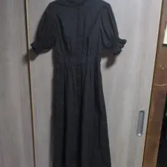 ナイスクラップ　半袖 パフスリーブ ロングワンピース 前ボタン