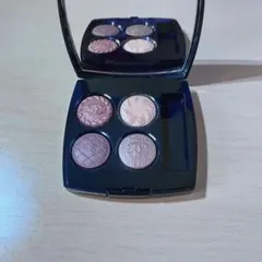 レ キャトル オンブル 219 - ブトン クチュール