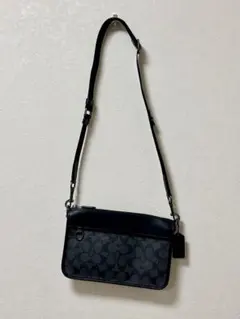 COACH シグネチャー ショルダーバッグのサムネイル