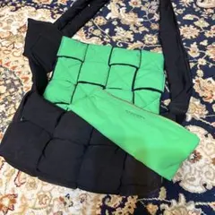 正規品BOTTEGA VENETA ボッテガヴェネタ ショルダーバッグ　カセットのサムネイル