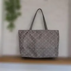 美品♥russet TOKYO モノグラム トートバッグのサムネイル