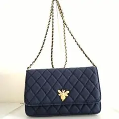 ✨アンコキーヌ✨デニムチェーン ショルダーバッグ 蜂 ビジュー 　お財布バッグのサムネイル