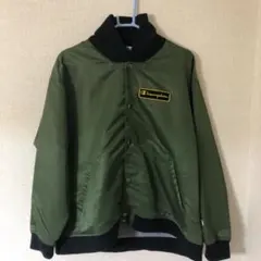 【チャンピオン】ロゴ刺繍入りコーチジャケット