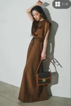 【AUBREY】バックリボンサテンタックブラウス+ロープベルト付きスカート