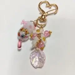 猫　チャーム　キーホルダー　レジン　ハンドメイド