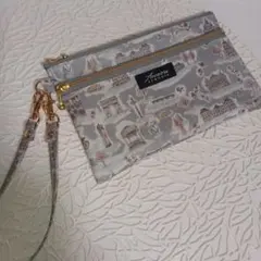 ハンドメイド　リバティ　Wファスナーポーチ