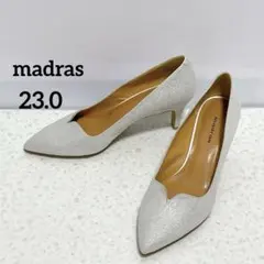 美品◆madras シルバー ポインテッドトゥ パンプス　Vカット　日本製のサムネイル