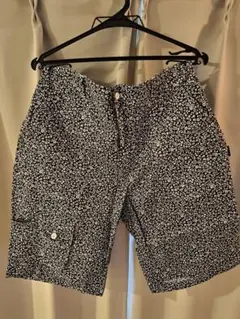 APPLEBUM ショートパンツ 花柄 XLサイズのサムネイル