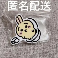 ちいかわ うさぎ ピンバッジ トイレのサムネイル
