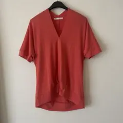 ikka イッカ　Tシャツ　Vネック半袖　レディースのサムネイル