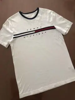 TOMMY HILFIGER Tシャツ　L