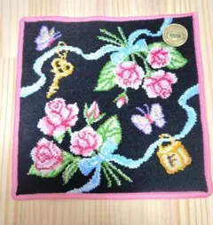 【FEILER】ハンカチ バラと蝶 約25cm 非売品