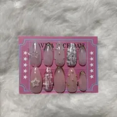 ピンクのエレガントネイルチップ10個セット