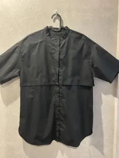 オーバーサイズ ブラックシャツ 半袖