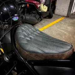 スティード400 ヘビ柄シート キングアンドクイーン - メルカリ