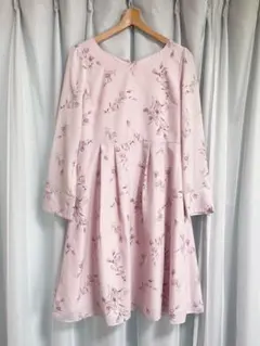 ミッシュマッシュ 花柄ワンピース ピンク 膝丈