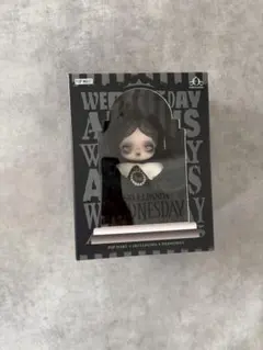 Pop mart skull panda Wednesday us限定