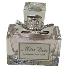 フレグランス　ミスディオールブルーミングブーケ