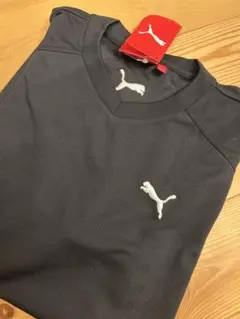 Puma ブラック Vネック Tシャツ M