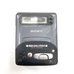 【ジャンク品】ソニーカセットプレーヤー、ソニーウォークマン、MDウォークマン ポータブルラジオカセットプレイヤー&イヤホン ジャンク WALKMAN