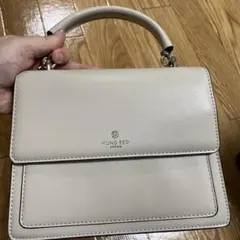 HUND RED ベージュ ハンドバッグのサムネイル