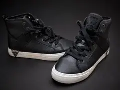GUESS ハイカットスニーカー ブラックのサムネイル