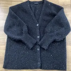 JEANASISジーナシス　ラメスパングルカタアゼVカーディガン　ブラック