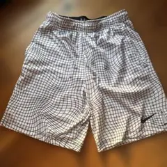 Nike チェック柄 ショートにパンツ