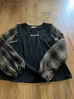 長袖カットソー 黒・チェック柄 140