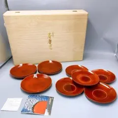 【茶器/茶道具　菓子器】平安　象彦　さび朱　松葉蒔絵　銘々盆　菓子皿　5枚セット 平安 象彦 楳子 朱塗 椿皿 5客 共箱 菓子盆 茶道具 未使用品 58 - メルカリ