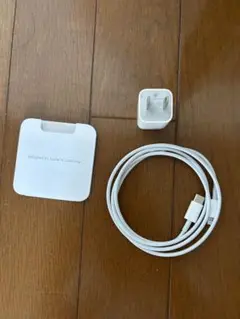 Apple LightningケーブルとACアダプタセット