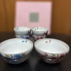 花柄 飯碗 湯呑み 4点セットのサムネイル