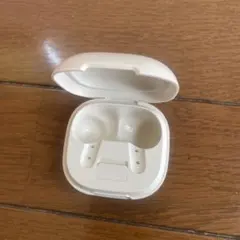 Soundcore P40i ワイヤレスイヤホン 充電ケースのみ オフホワイト