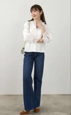 新品未使用 Liala PG 襟ぐり レース パフ袖 ブラウスのサムネイル