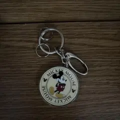 ミッキーマウス　メタルキーホルダー　ディズニーランド
